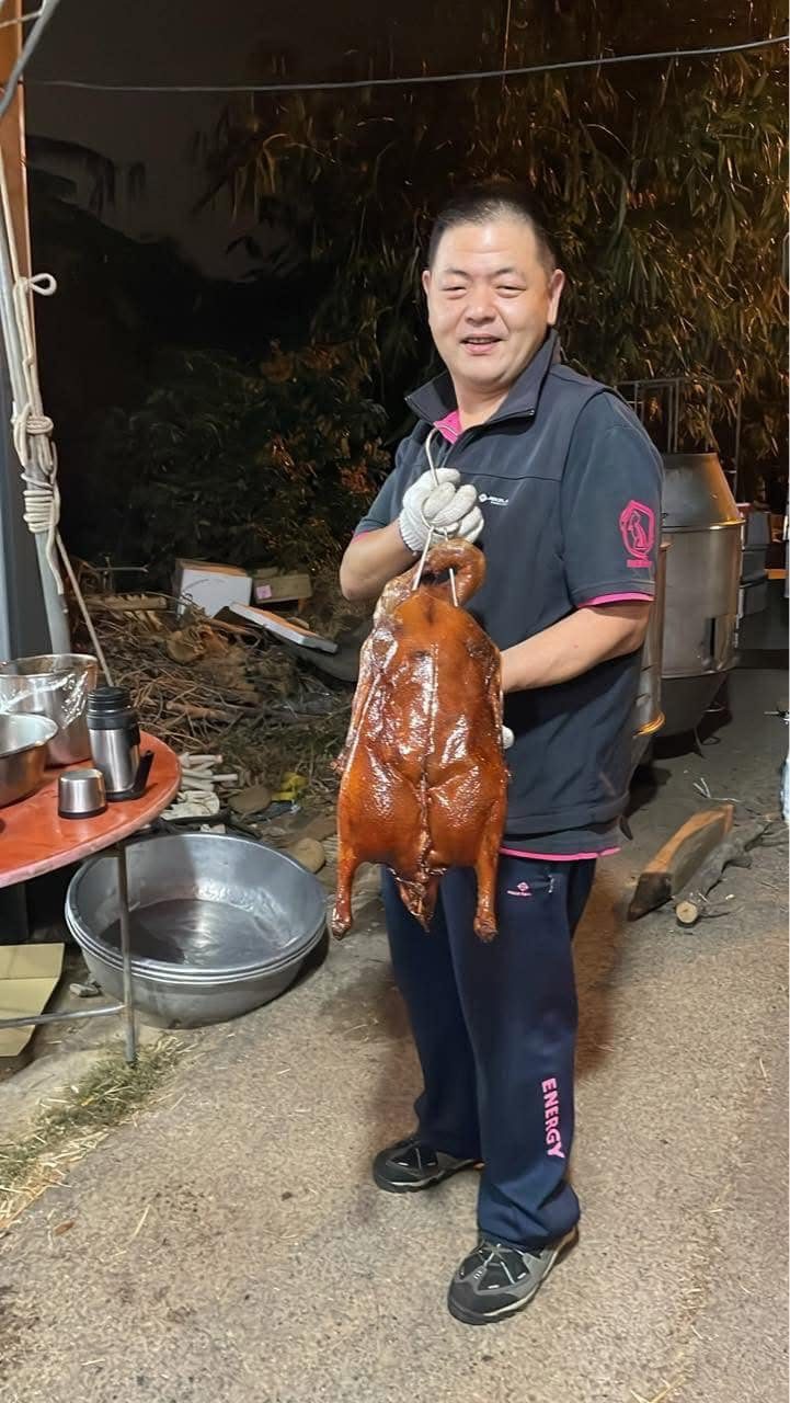 郭芳銘主廚與金牌燒鵝